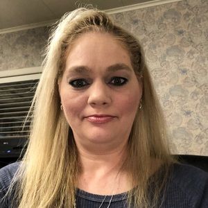 Meet your Posher, Becky